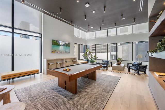 225 N Miami Ave 1506, Miami, FL 33128