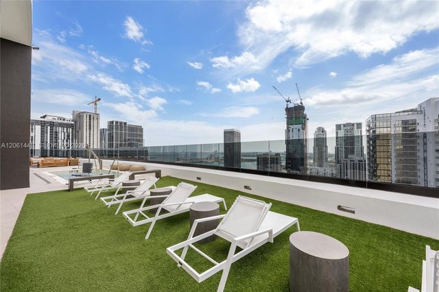 225 N Miami Ave 1506, Miami, FL 33128