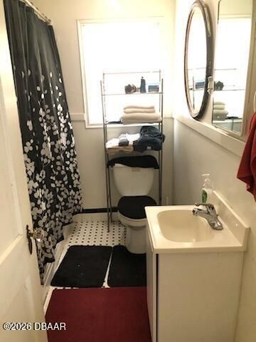 211 Live Oak Avenue, Daytona Beach, FL 32114