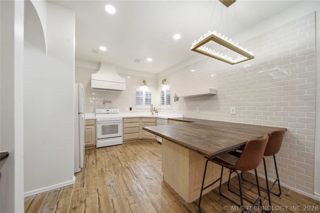 3000 W Hartford Street, Broken Arrow, OK 74012