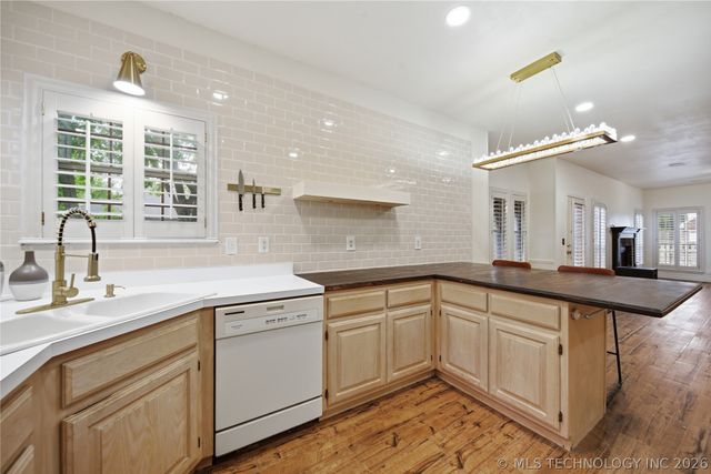 3000 W Hartford Street, Broken Arrow, OK 74012