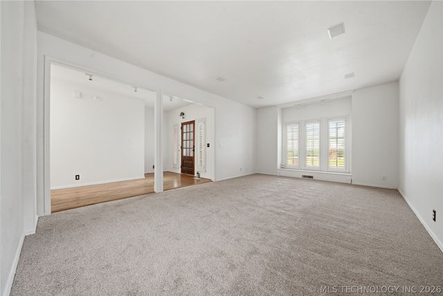 3000 W Hartford Street, Broken Arrow, OK 74012