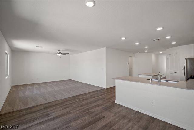 6722 Magnolia River Avenue, Las Vegas, NV 89156