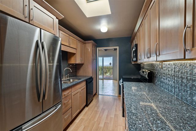 151 Gonzales Rd 42, Santa Fe, NM 87501