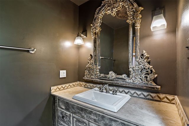 151 Gonzales Rd 42, Santa Fe, NM 87501