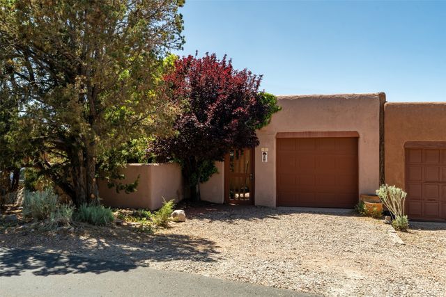 151 Gonzales Rd 42, Santa Fe, NM 87501