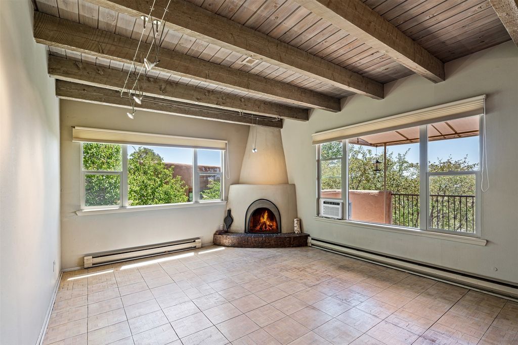 151 Gonzales Rd 42, Santa Fe, NM 87501