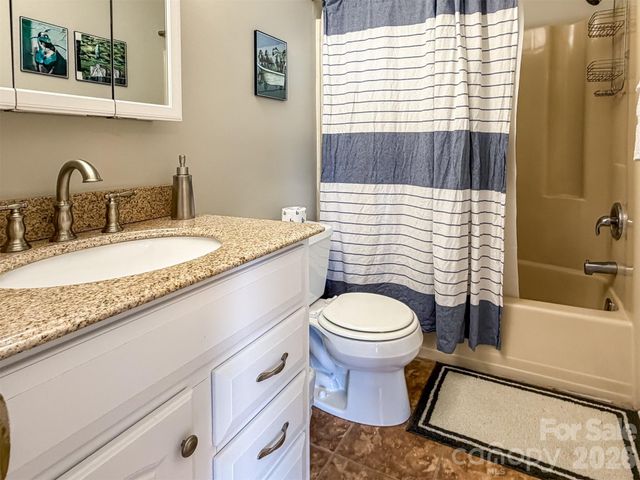 174 Grouse Moor Drive 2, Sugar Mountain, NC 28604