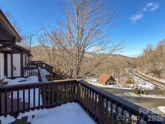 174 Grouse Moor Drive 2, Sugar Mountain, NC 28604