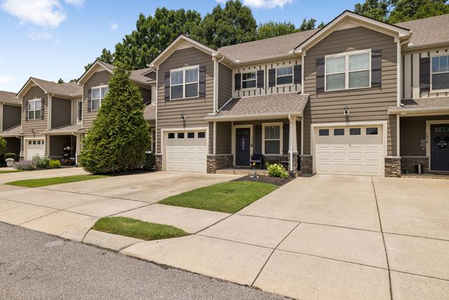 1040 Neeleys Bnd, Spring Hill, TN 37174