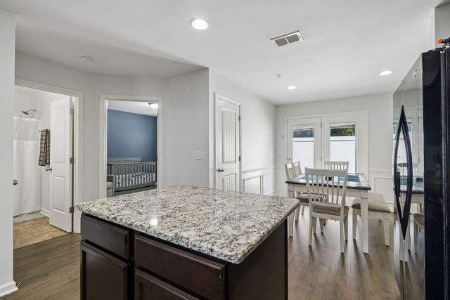 1040 Neeleys Bnd, Spring Hill, TN 37174