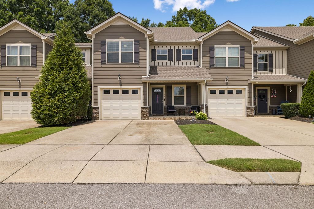 1040 Neeleys Bnd, Spring Hill, TN 37174