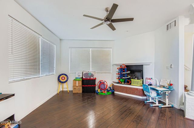 1543 E MISSION Lane, Phoenix, AZ 85020