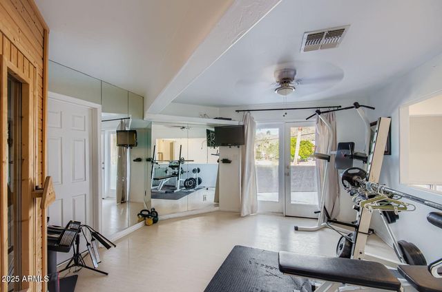 1543 E MISSION Lane, Phoenix, AZ 85020