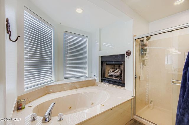 1543 E MISSION Lane, Phoenix, AZ 85020