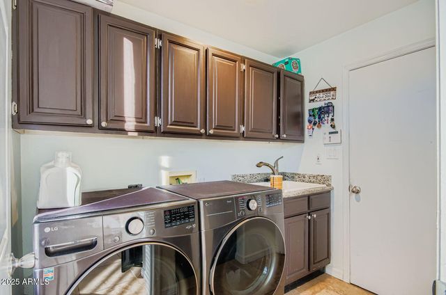 1543 E MISSION Lane, Phoenix, AZ 85020