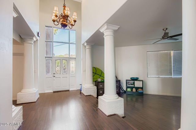 1543 E MISSION Lane, Phoenix, AZ 85020