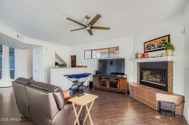 1543 E MISSION Lane, Phoenix, AZ 85020