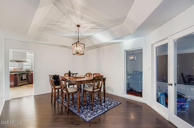 1543 E MISSION Lane, Phoenix, AZ 85020