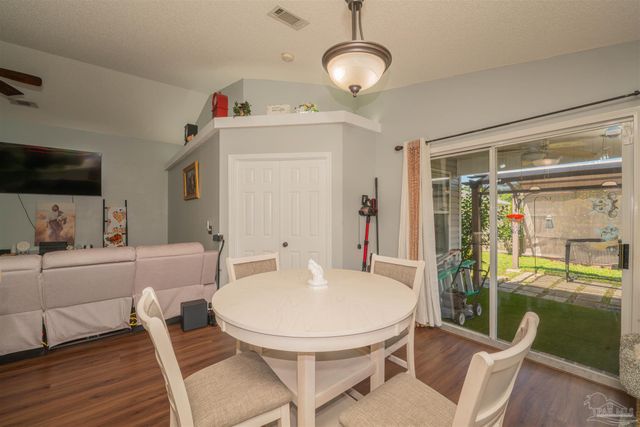 10549 Wilderness Ln, Pensacola, FL 32534