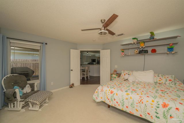 10549 Wilderness Ln, Pensacola, FL 32534