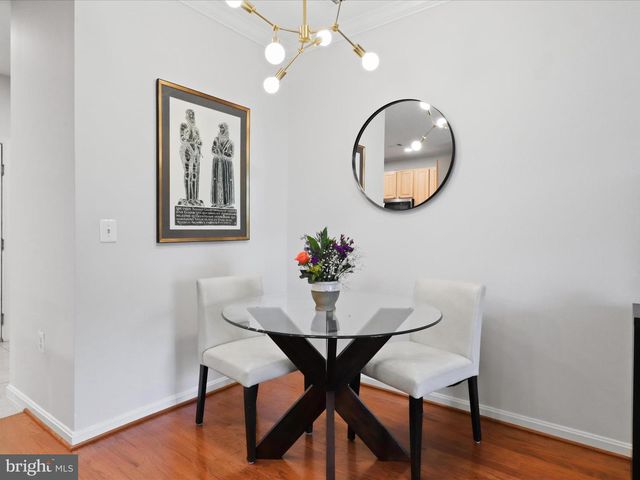 2465 ARMY NAVY DR #1-203, Arlington, VA 22206