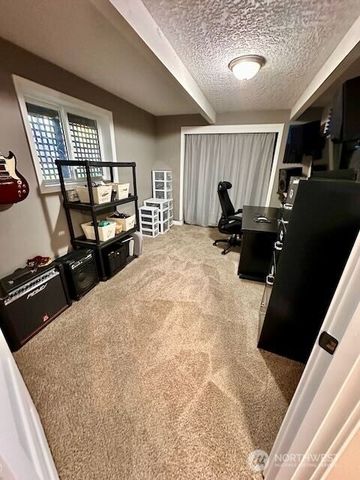 19306 NW 11th Avenue, Ridgefield, WA 98642