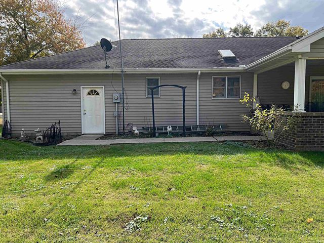 11038 W 125 N, Linton, IN 47441