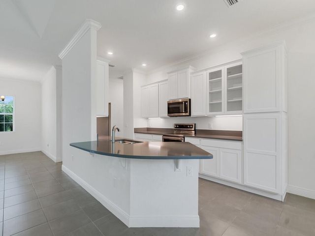 2545 Saint Lucia Circle, Vero Beach, FL 32967