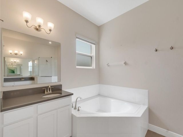 2545 Saint Lucia Circle, Vero Beach, FL 32967