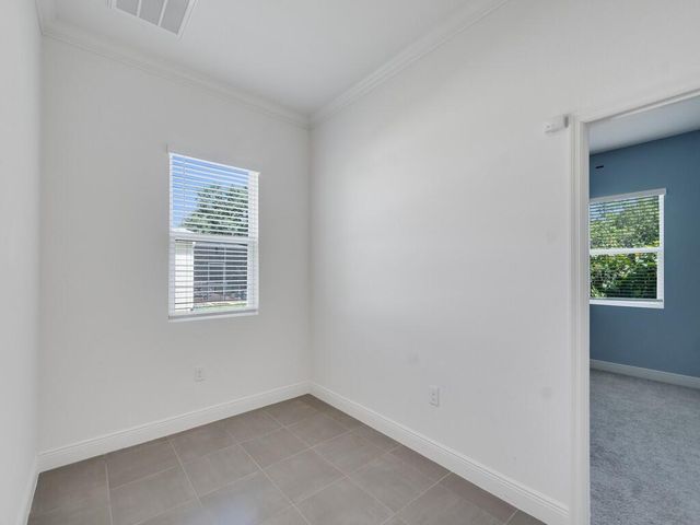 2545 Saint Lucia Circle, Vero Beach, FL 32967