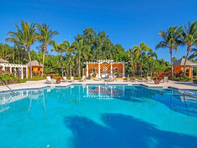 2545 Saint Lucia Circle, Vero Beach, FL 32967