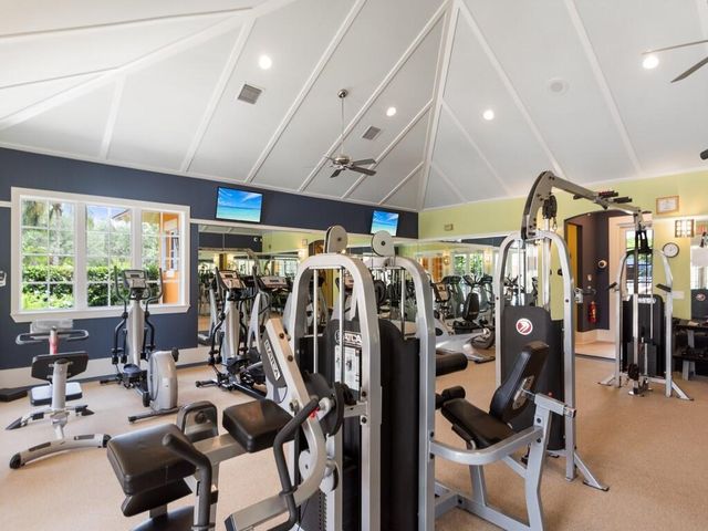 2545 Saint Lucia Circle, Vero Beach, FL 32967