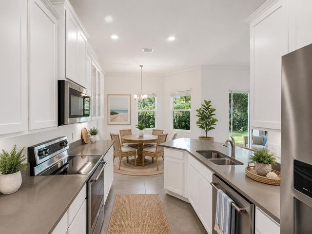 2545 Saint Lucia Circle, Vero Beach, FL 32967