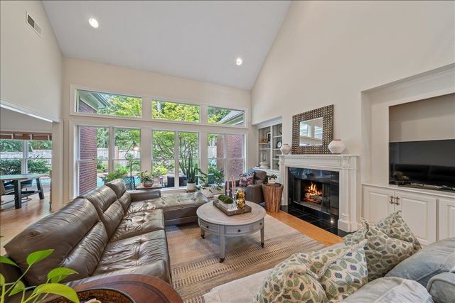 3300 KENNEY DR, Germantown, TN 38139