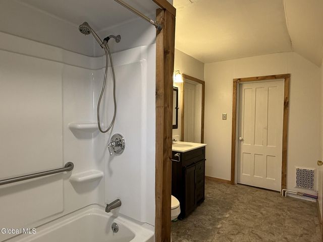 115 Oak Street, Corinth, NY 12822