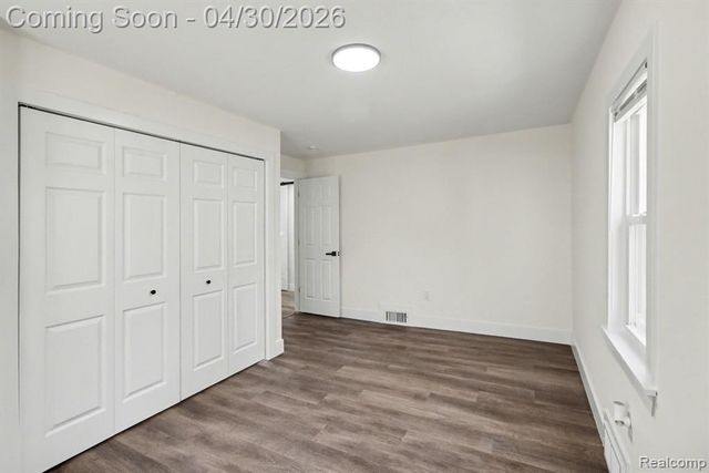 6366 Dellwood Drive, Waterford, MI 48329