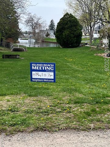 6366 Dellwood Drive, Waterford, MI 48329