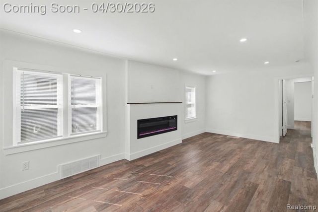 6366 Dellwood Drive, Waterford, MI 48329