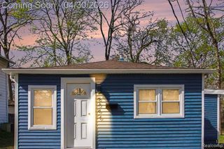 6366 Dellwood Drive, Waterford, MI 48329