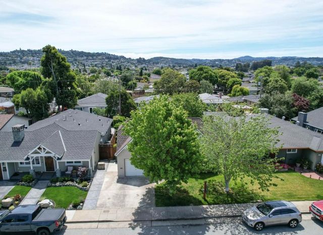 3726 Casanova Drive, San Mateo, CA 94403