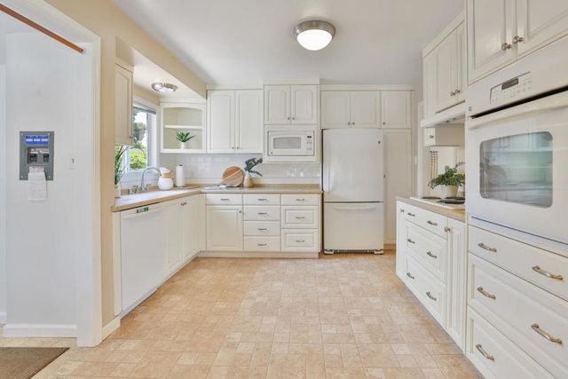 3726 Casanova Drive, San Mateo, CA 94403