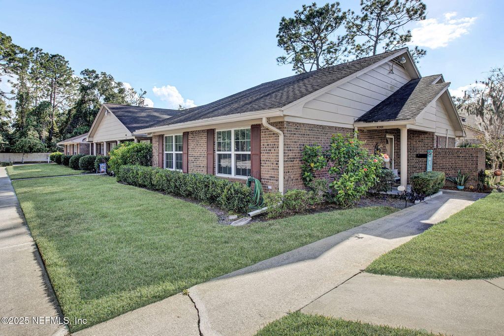 9252 SAN JOSE Boulevard 4301, Jacksonville, FL 32257