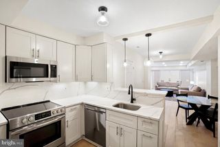 1715 15TH NW #15, Washington, DC 20009