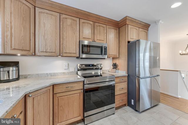 1109 DEVON ST, Herndon, VA 20170