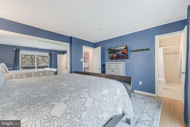 1109 DEVON ST, Herndon, VA 20170