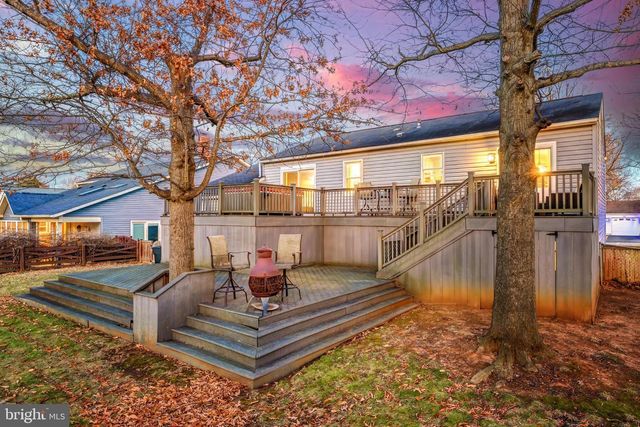 1109 DEVON ST, Herndon, VA 20170