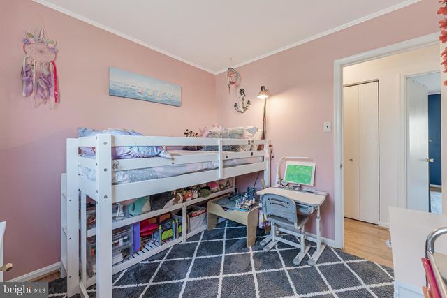 1109 DEVON ST, Herndon, VA 20170