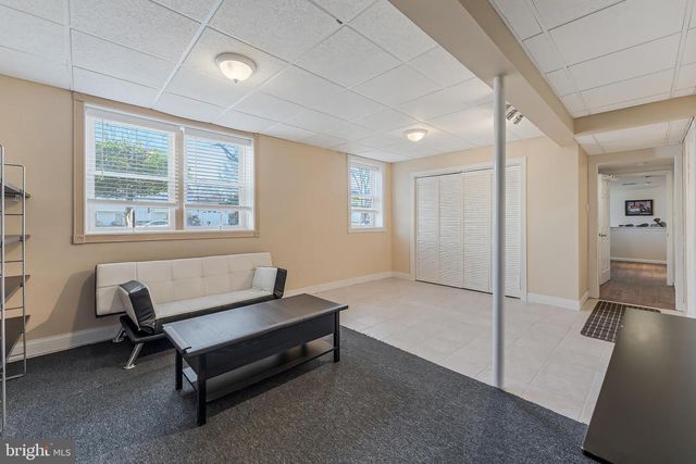 1109 DEVON ST, Herndon, VA 20170