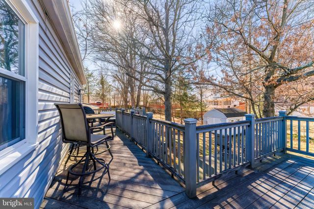 1109 DEVON ST, Herndon, VA 20170